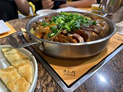 鸿运当头焖大湖鱼头-黄记煌三汁焖锅(崇文门店)