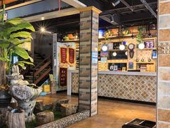 -壹号院音乐餐厅•烤全羊•新疆菜(浐灞店)