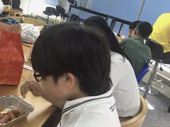 -新航道雅思托福·留学·考研培训(人民广场校区)
