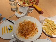 -菲滋意式餐厅(临海银泰店)