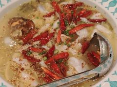 -姚姚酸菜鱼·金戈戈香港豉油鸡(喜荟城联名店)