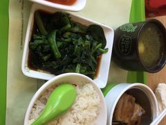 -老乡鸡(南京首创立方店)