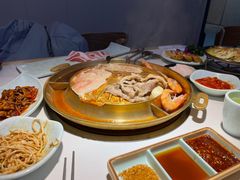 -猪啊牛呀羊啊铜盘烤肉(正大广场店)