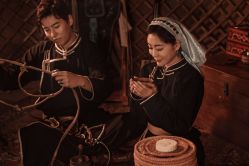 点击看大图 -苏雅影像蒙古婚纱摄影工作室