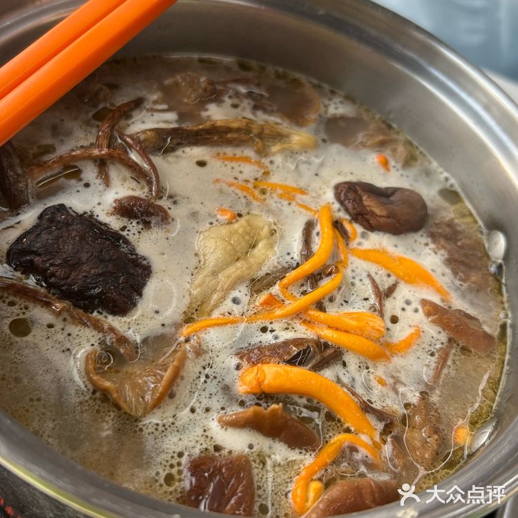 王富贵何方神圣，海鲜火锅性价比太高了