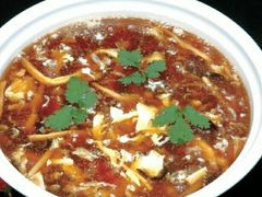酸辣汤-皇冠假日酒店-御皇轩中餐厅