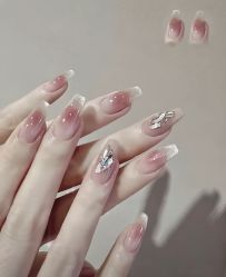 -IDO美甲美睫