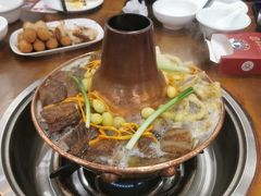-岳记兴隆·青城腊排铜火锅(融创店)