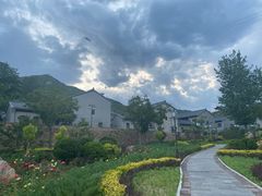 -黄金寨原生态旅游区