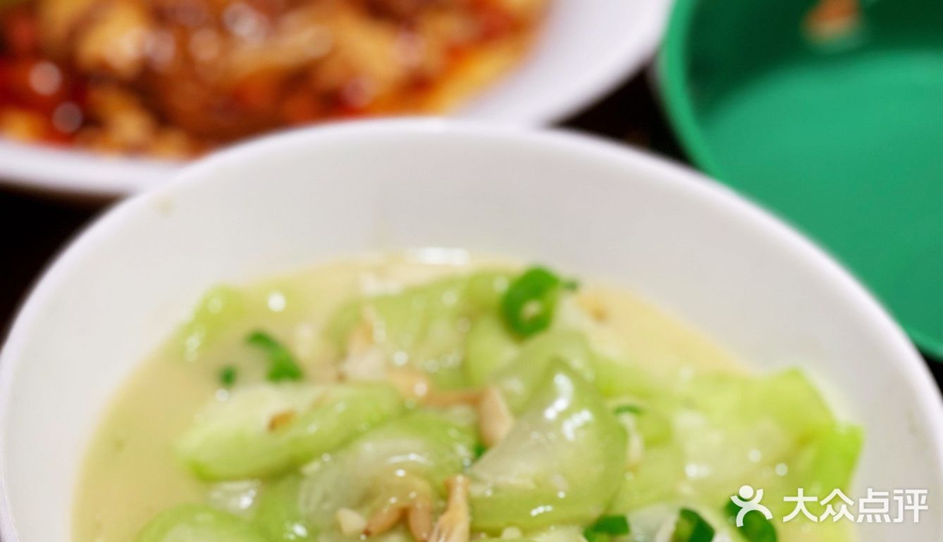 [悠闲]费大厨 | 累了就来碗儿辣椒炒肉拌白米饭🍚