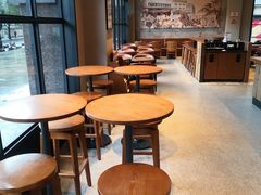 用餐区-星巴克(上海汇锦里店)