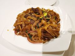 干炒牛河-稻香酒家·34年老字号·港式粤菜(汉街店)