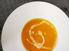 奶油栗子南瓜汤-小莫餐厅And More Restaurant西餐(北京展览馆店)