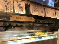 -成都你六姐·牛肉冒菜(城市集市合生汇店)