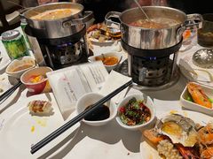 -领鲜活海鲜榴莲自助火锅(东门店)