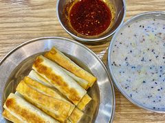 -白翔甜食店