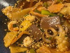 鲍鱼海参毛血旺-渔语鱼新川菜Bistro(万象天地店)