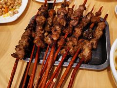 红柳羊肉串-西部马华清真兰州牛肉面·烧烤夜市(关东店)