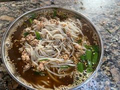 -正宗杨记普洱酸醋米线(总店)