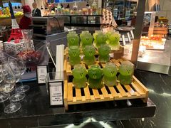 -广州万富希尔顿酒店·感趣自助餐厅·金秋蟹宴生蚝海鲜刺身烧烤