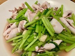 茼蒿烧海兔-KŌNG胶东小馆(华熙店)