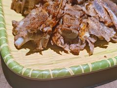 都统府熏排骨-东口码头·烧鸽子·鱼头泡饼·地方菜(金鹰悦城店)
