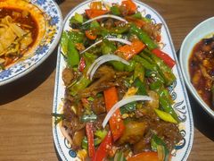 -柴窝堡22号辣子鸡·传承新疆菜