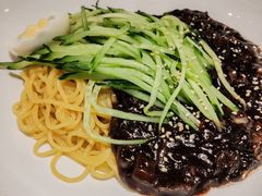 铁板蔬菜炸酱面-炒码先生·韩餐炸鸡披萨(西塔店)