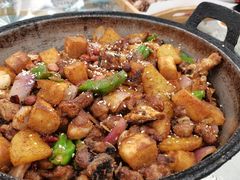 -老钟家烤羊排·敦伊阁清真餐厅胡羊焖饼