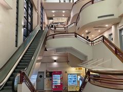 -香港大学
