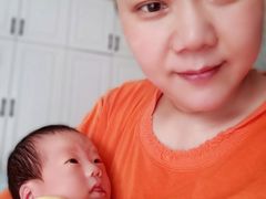 -爱的果实月嫂育婴师(世纪东方店)