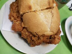 猪扒包-胜利茶餐室