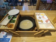 -勺子米线·云南传统小吃市集(四方街店)