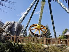 -七彩云南欢乐世界