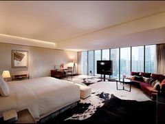 -广州天河希尔顿酒店