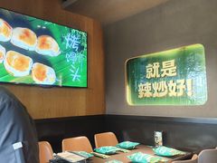 -曼听小寨海鲜烧烤·大连辣炒大王(盖州街店)