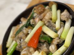 姜葱啫啫牛蛙-香港百合居(LCM置汇旭辉广场店)