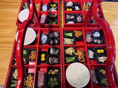 -勺子米线·云南传统小吃市集(四方街店)