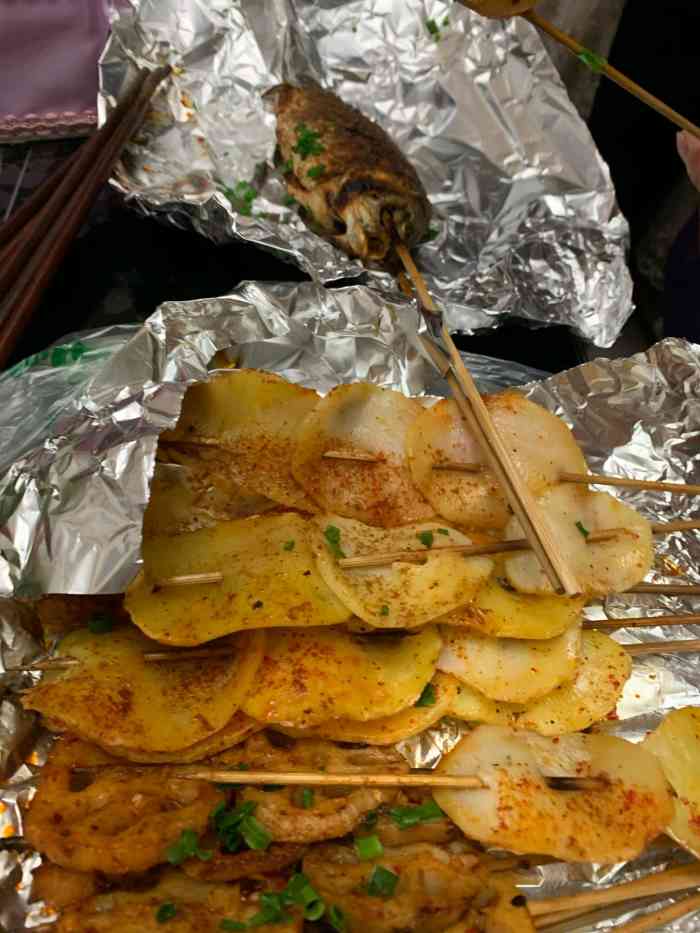 凯凯烧烤(民和北街店)-"以前他们家在路边的时候吃过,记忆深刻,后.