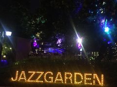 -爵士花园音乐酒吧餐厅