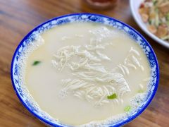 鱼汤面-雪琴面馆富安特色鱼汤面(城中花园店)