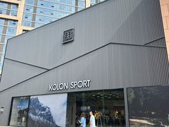 -百年港湾奥特莱斯(香炉礁店)