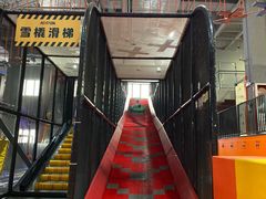 -嗨翻Hi-Fun竞技主题乐园·蹦床亲子生日轰趴(国光1937店)