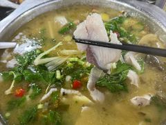 -廖哥泡椒兔(峨眉店)