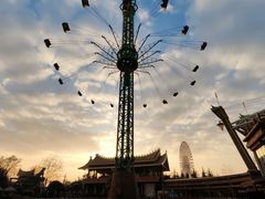 -七彩云南欢乐世界