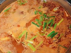 -野山舂·贵州现舂酸汤牛肉(鸿通城店)