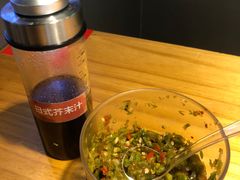 -凤起龙游老面包子(凯德晶品店)