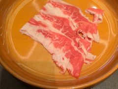 -牛YO寿喜烧·铁板烧和牛火锅自助(市府恒隆店)