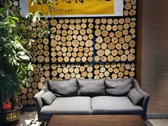 -山之屋炭火烧肉·生啤畅饮(大朗万科中央公园店)