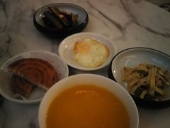 -浅深(世茂滨江精品店)